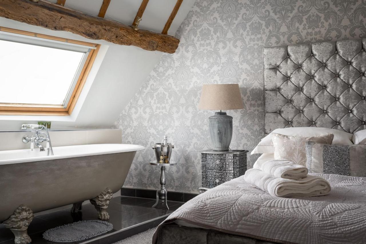The Loft: Unique, Romantic, Grade II Listed, Dog Friendly Stow-on-the-Wold المظهر الخارجي الصورة
