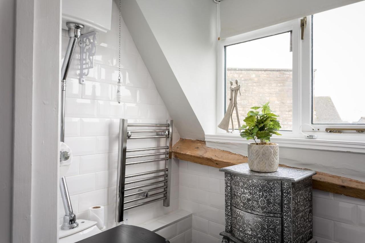 The Loft: Unique, Romantic, Grade II Listed, Dog Friendly Stow-on-the-Wold المظهر الخارجي الصورة
