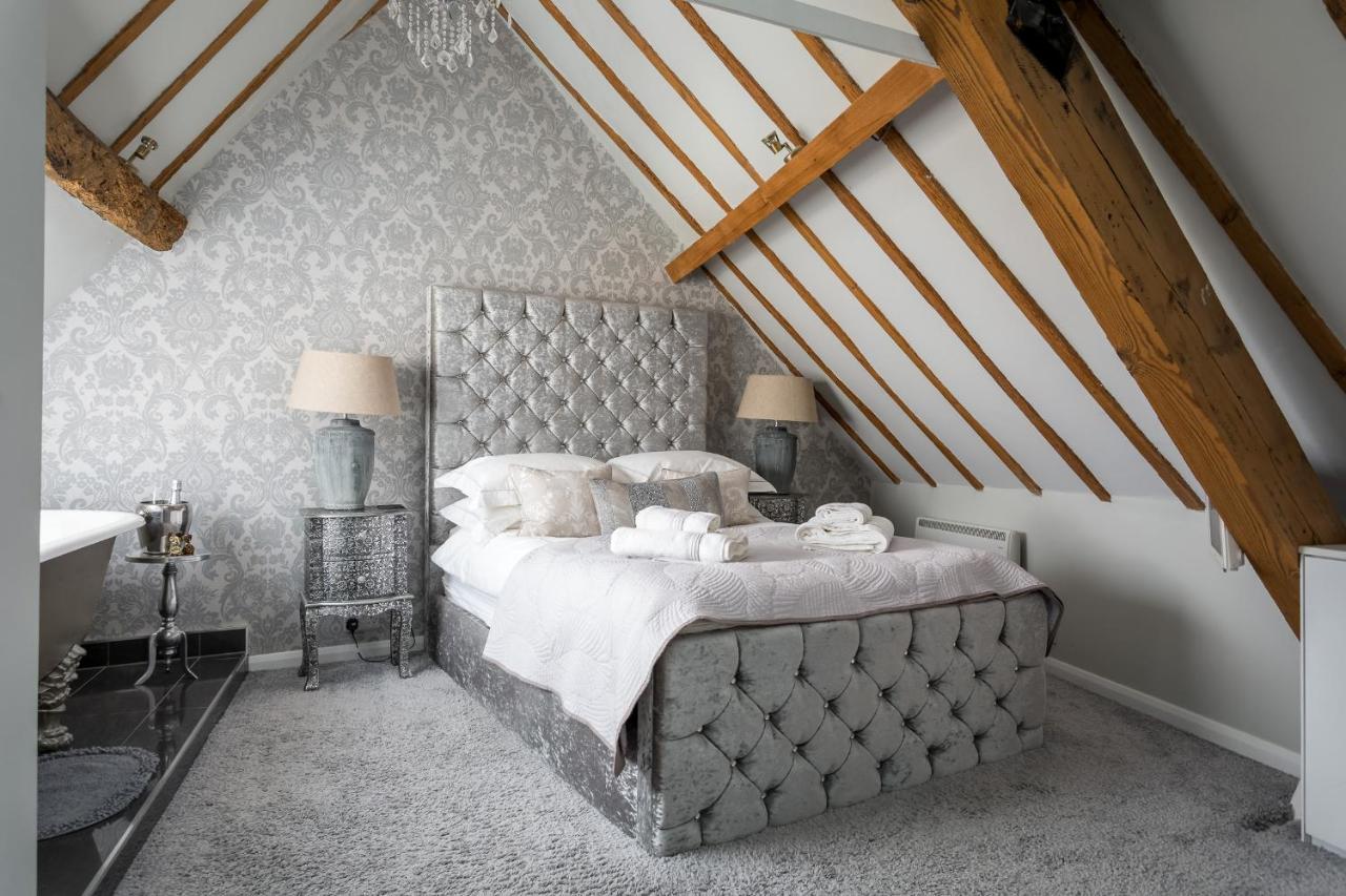 The Loft: Unique, Romantic, Grade II Listed, Dog Friendly Stow-on-the-Wold المظهر الخارجي الصورة